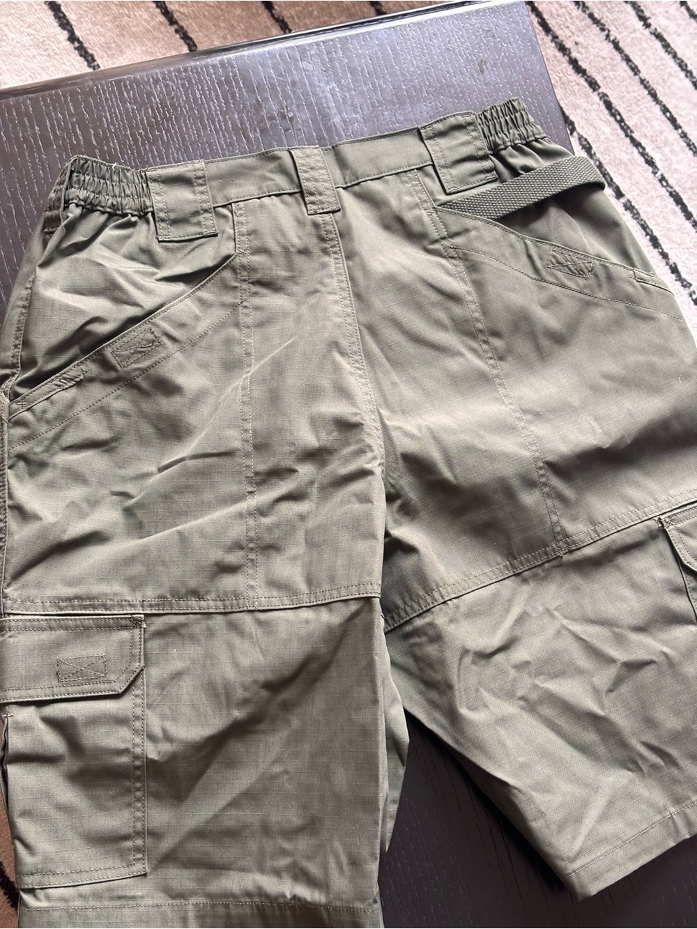5.11 Tactical Olive Green Men's Cargo Shorts with D-Ring NWOT - Picture 4 of 8